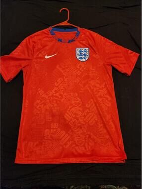 England 2020/2021 Euro Prematch Training Soccer Jersey Size M